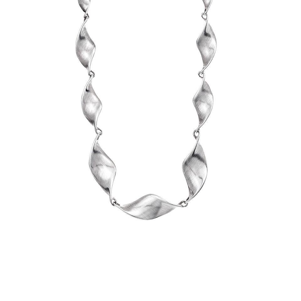 Halsband i &auml;kta silver