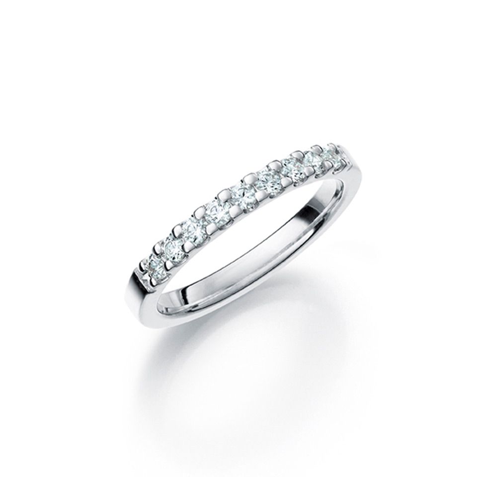 Diamantring i 18K guld, 64