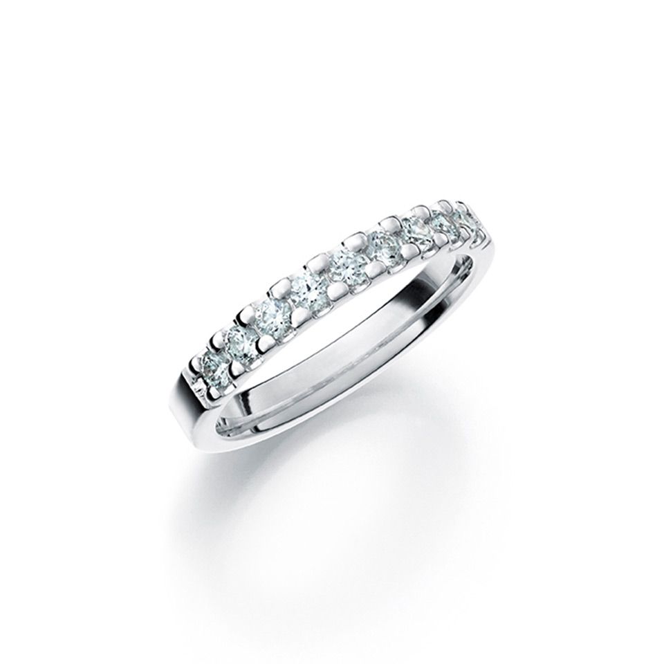 Diamantring i 18K guld, 55