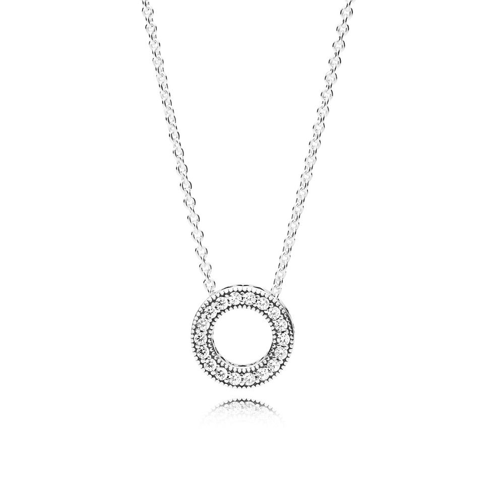 Halsband i &auml;kta silver med cirkel