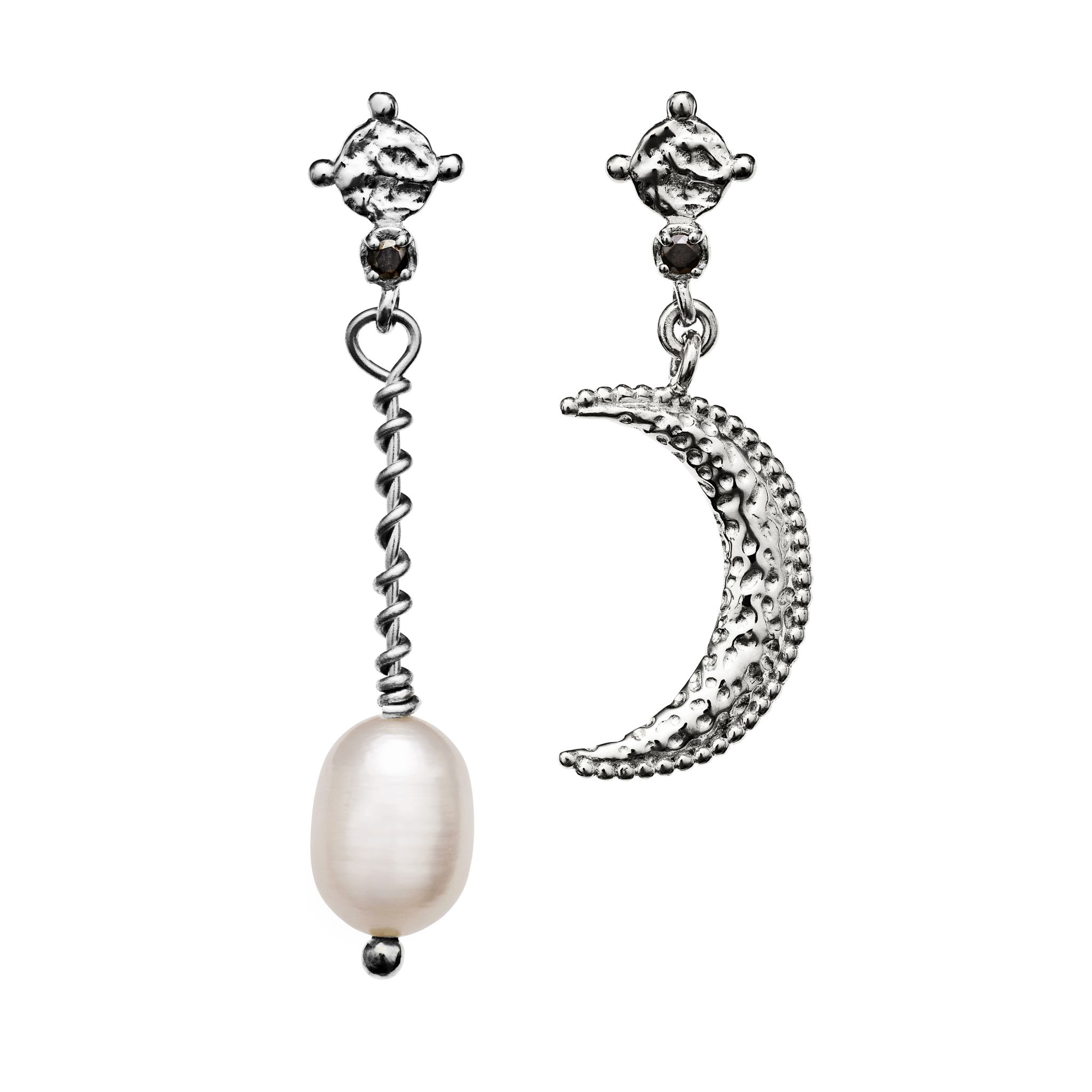 Örhängen i återvunnet äkta silver 18798