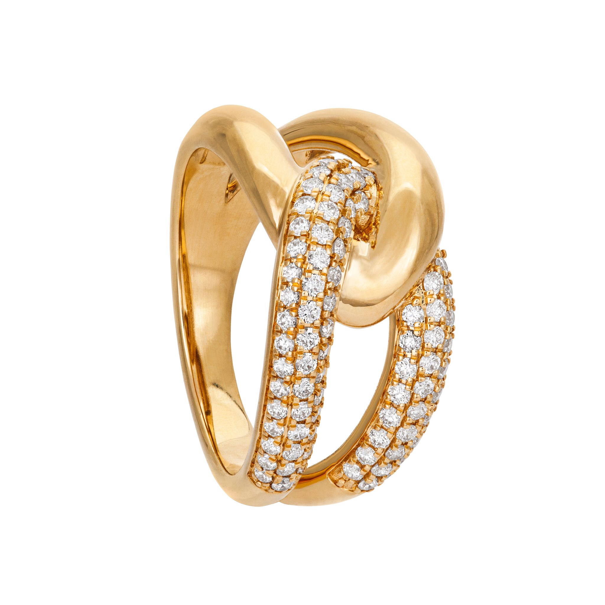 Diamantring i 18K guld med flera diamanter, 15.5