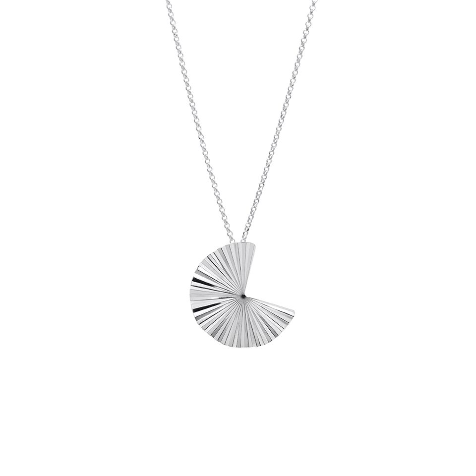 Halsband i &auml;kta silver